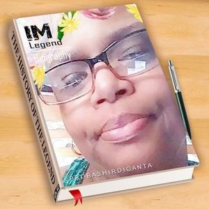 Meet your Posher, Daphne